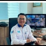 Pimpinan Cabang Bank Nagari Painan Helfi Yanrika. ANTARA/Teddy Setiawan.-1675740715