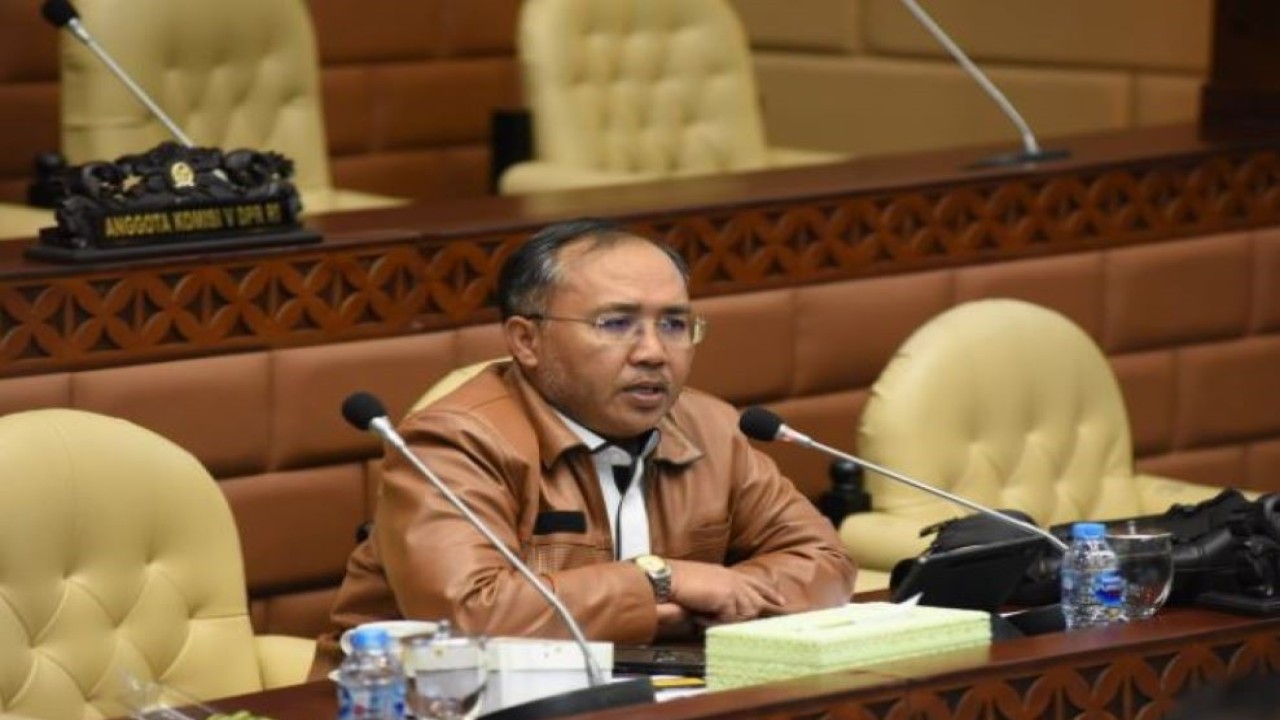 Anggota Komisi V DPR RI Suryadi Jaya Purnama. (Arief/nr)