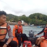 Tim SAR lakukan penyisiran warga Lebak alami kecelakaan laut-1676355843