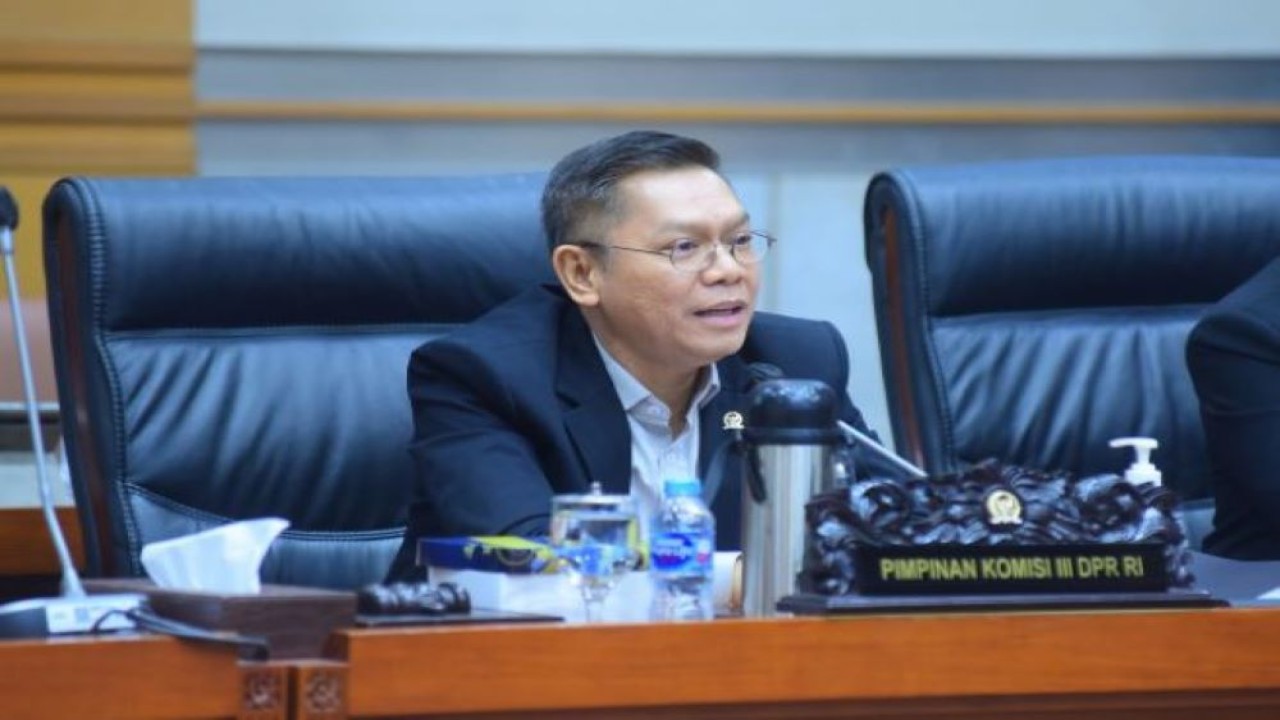 Wakil Ketua Komisi III DPR RI Adies Kadir. (Jaka/nr)