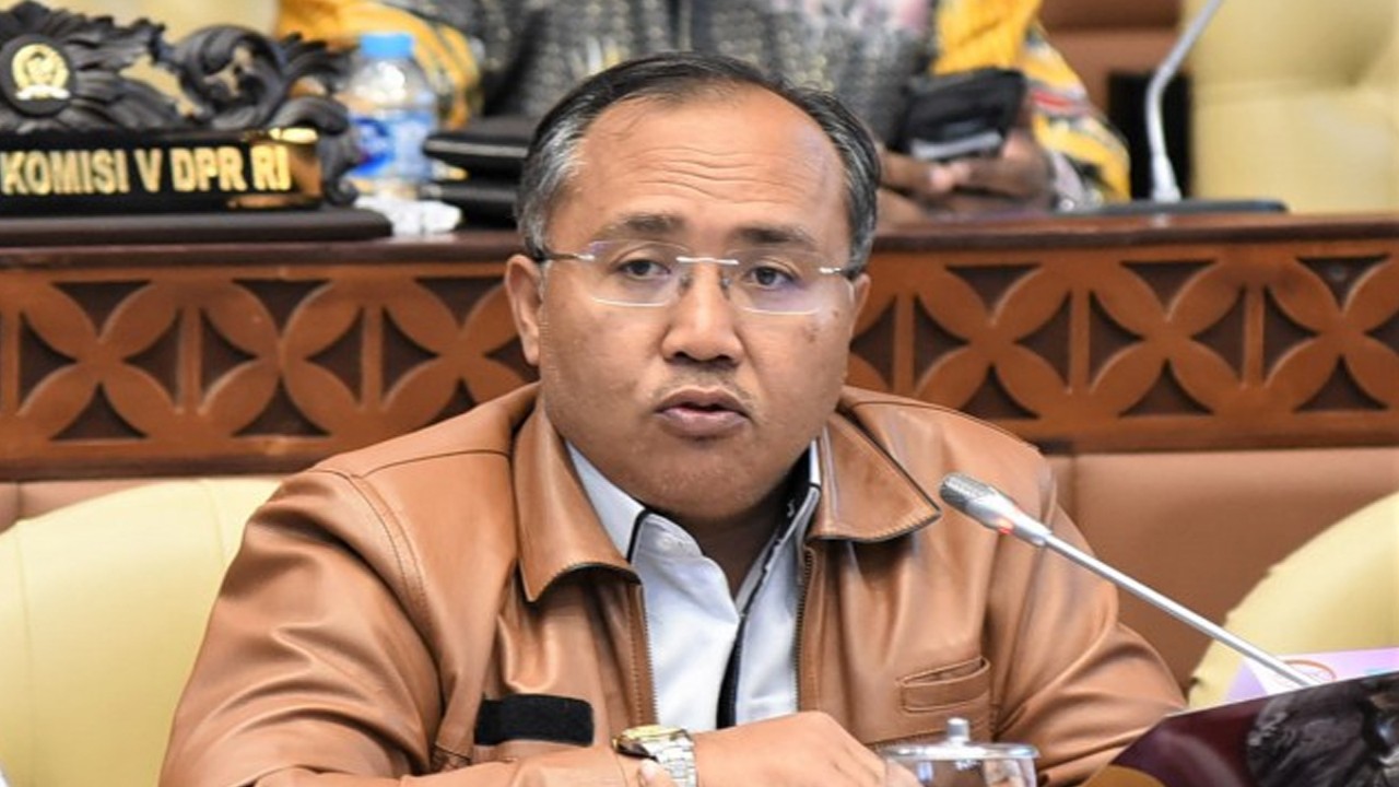 ggota Komisi V DPR RI Suryadi Jaya Purnama. Foto : Arief/Man