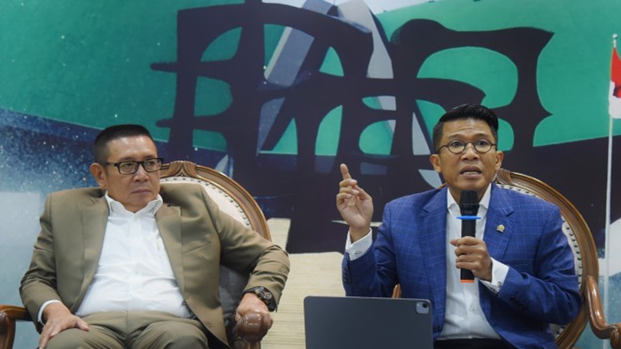 Anggota Komisi XI DPR RI, Mukhamad Misbakhun dalam diskusi Forum Legislasi bertajuk ‘Menakar Efektivitas Kinerja Satgas BLBI’ yang digelar di Kompleks Parlemen, Senayan, Jakarta, Selasa (28/3/2023). Foto : Runi/Man