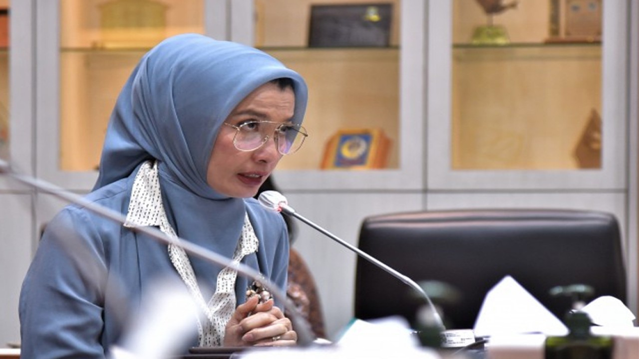 Anggota Komisi IX DPR RI Arzeti Bilbina dalam Rapat Dengar Pendapat Komisi IX bersama Direktur Utama dan Dewan Pengawas BPJS di Gedung DPR RI, Senayan, Jakarta, Selasa (4/4/2023). Foto : Mu/Man