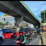 Dishub DKI buka pagar beton Simpang Santa usai evaluasi kemacetan-1681793474