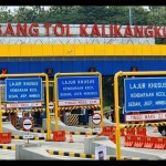 Gerbang Top Kalikangkung Semarang (ANTARA/ I.C.Senjaya)-1681980051