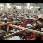 Ilustrasi - Buruh rokok di salah satu pabrik rokok terbesar di Kabupaten Kudus, Jawa Tengah. (ANTARA/Akhmad Nazaruddin Lathif).-1681469696