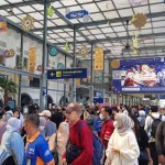 KAI: 24.000 pemudik berangkat dari Stasiun Pasar Senen pada H-1-1682058102