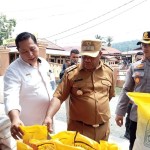 Polresta Manokwari gelar pasar murah kendalikan inflasi-1681723084