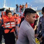 Simulasi penyelamatan kecelakaan laut di Manokwari oleh tim Gabungan Potensi SAR (ANTARA/Tri Adi Santoso)-1681471220