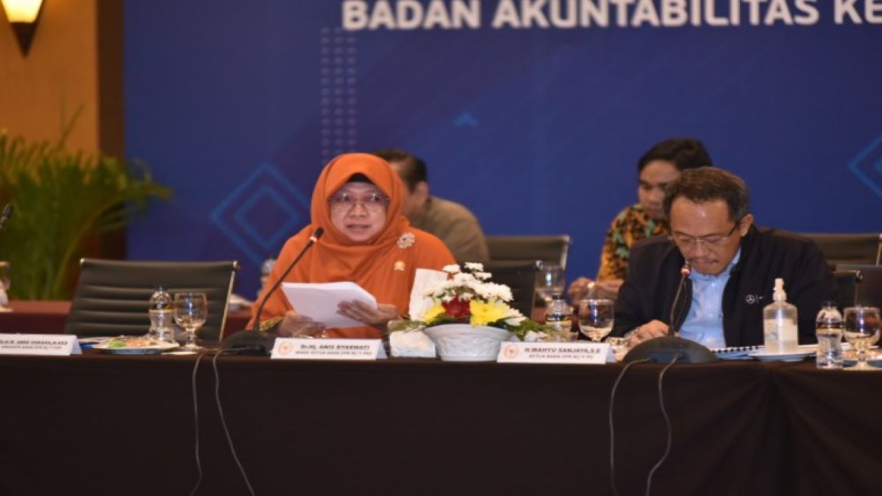 Wakil Ketua BAKN DPR RI Anis Byarwati saat mengikuti pertemuan Kunjungan Kerja BAKN ke PT Krakatau Steel di Cilegon, Selasa (30/5/2023). (Oji/nr)