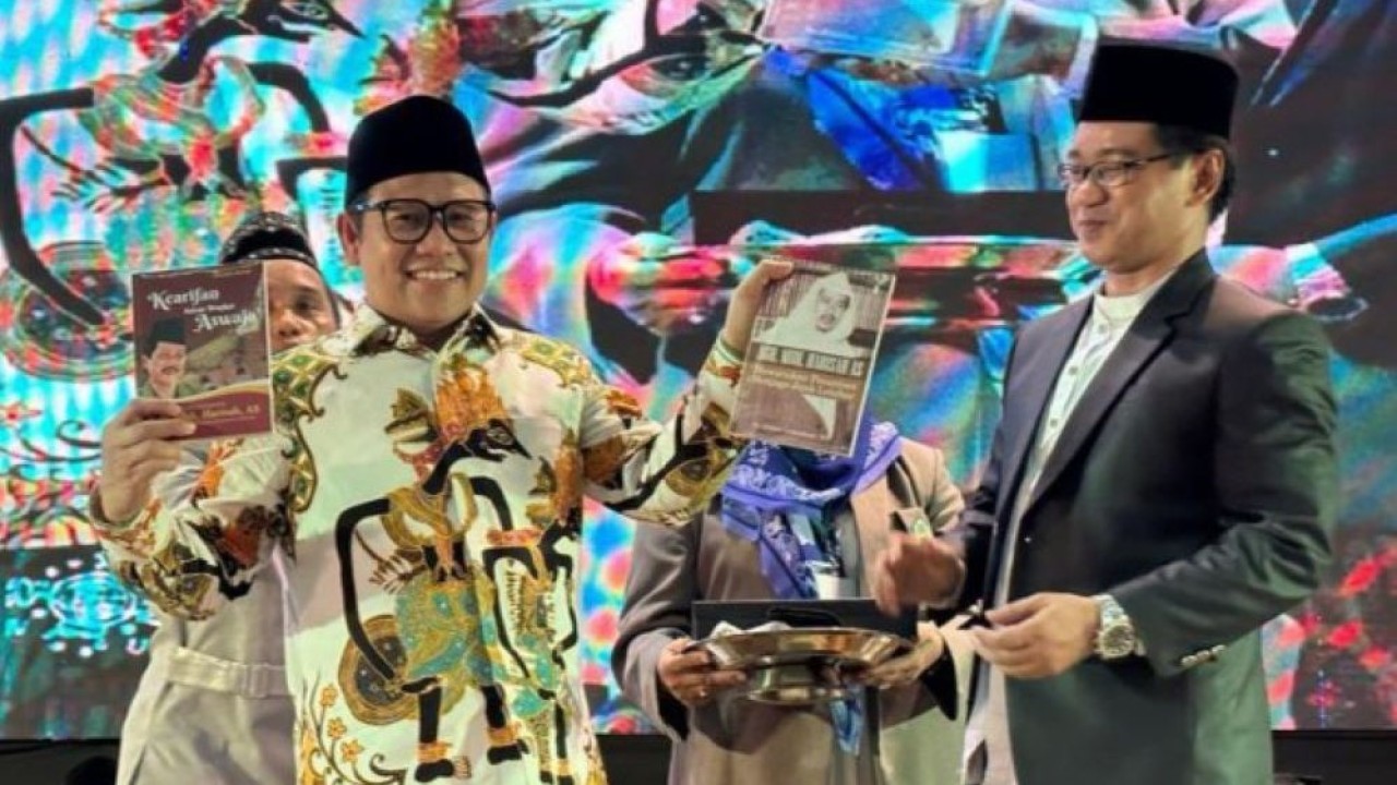 Wakil Ketua DPR RI Abdul Muhaimin Iskandar saat menghadiri Haul Akbar X Kiai Harisah di Balai Prajurit Manunggal, Sabtu (20/5/2023). (Ist/nr)