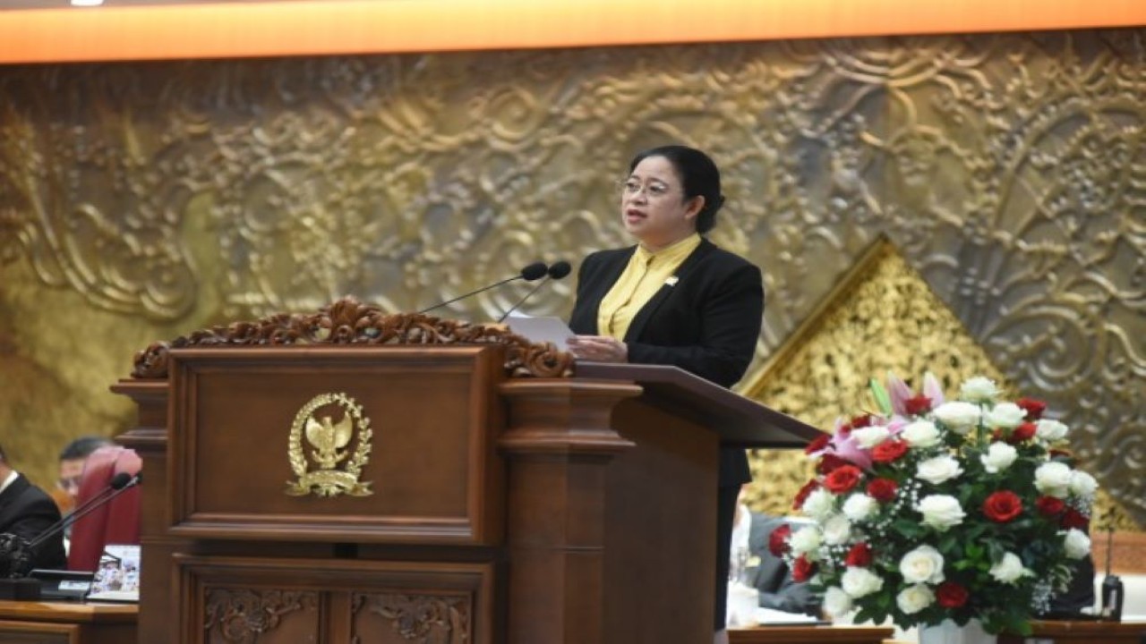 Ketua DPR RI Dr. (H.C) Puan Maharani saat pidato pembukaan Masa Sidang V, di Ruang Rapat Paripurna, Nusantara II, Senayan, Jakarta, Selasa (16/5/2023). (Jaka/nr)