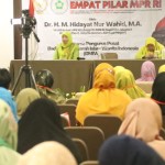 Wakil Ketua Majelis Permusyawaratan Rakyat Republik Indonesia (MPR RI) Dr. H. M Hidayat Nur Wahid, MA-1684577084