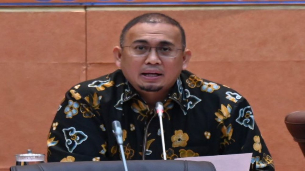 Anggota Komisi VI DPR RI Andre Rosiade dalam Rapat Dengar Pendapat Komisi VI dengan Dirut Garuda, di Gedung Nusantara I, DPR RI, Senayan, Jakarta, Selasa (13/6/2023). (Oji/Man)