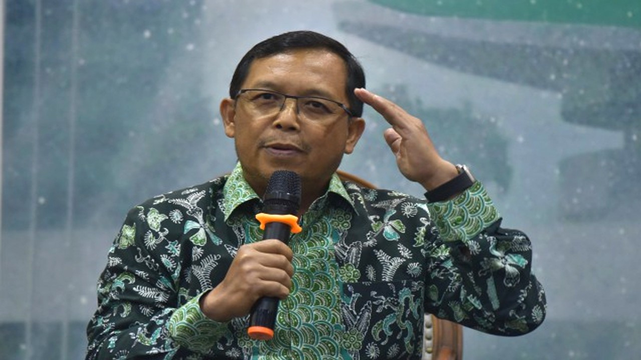 Anggota Baleg DPR RI Herman Khaeron saat mengikuti diskusi bertajuk ‘RUU Kesehatan Jamin Perlindungan Kesehatan Bayi dan Anak di Indonesia?’ di Gedung Nusantara III, DPR RI, Kompleks Parlemen, Senayan, Jakarta, Selasa (20/6/2023). Foto: Munchen/nr