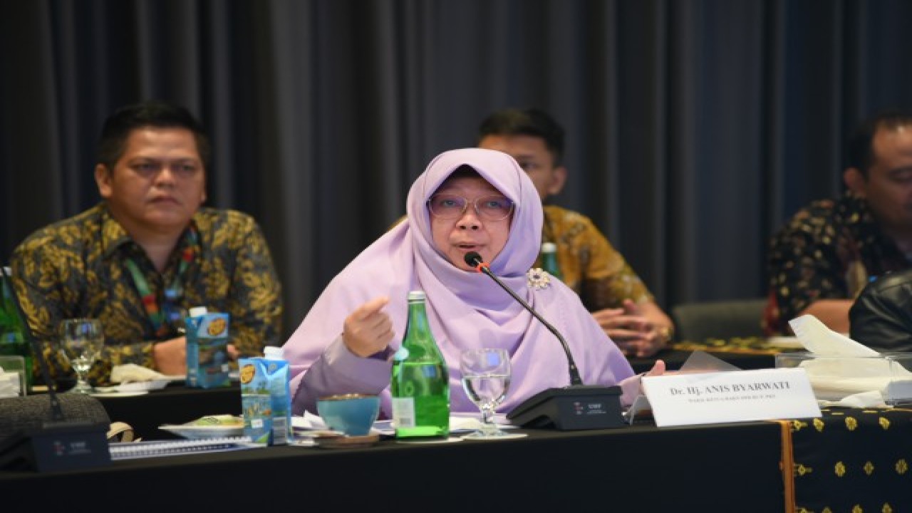 Wakil Ketua BAKN DPR RI Anis Byarwati saat mengunjungi Provinsi Nusa Tenggara Timur, BAKN melakukan pendalaman terhadap PMN yang diberikan kepada PT Pupuk Indonesia (Persero), PT ITDC (Persero), dan PT Aneka Tambang.di Provinsi NTT, Selasa (6/6/2023). Foto : Devi/man