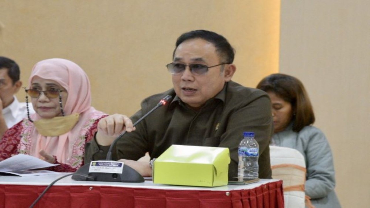 Anggota Komisi V DPR RI Eddy Santana Putra saat mengikuti kunjungan kerja spesifik Komisi V DPR RI RI ke Provinsi Sumsel, Kamis (15/6/2023). (Tra/man)