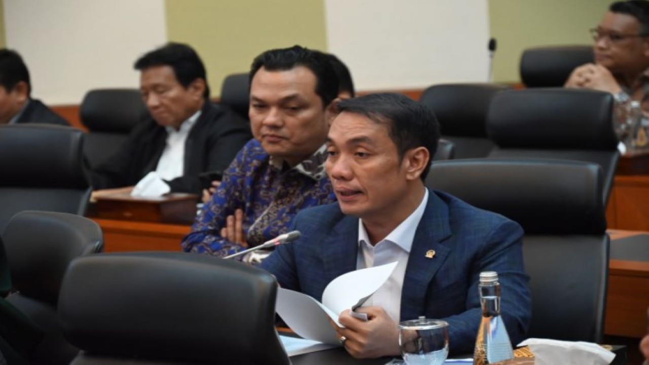 Anggota Badan Anggaran DPR RI Fauzi H. Amro saat mengikuti Rapat Panja dengan Pemerintah dan Bank Indonesia di Gedung Nusantara II, Jakarta, Senin, (12/6/2023). (Jaka/nr)