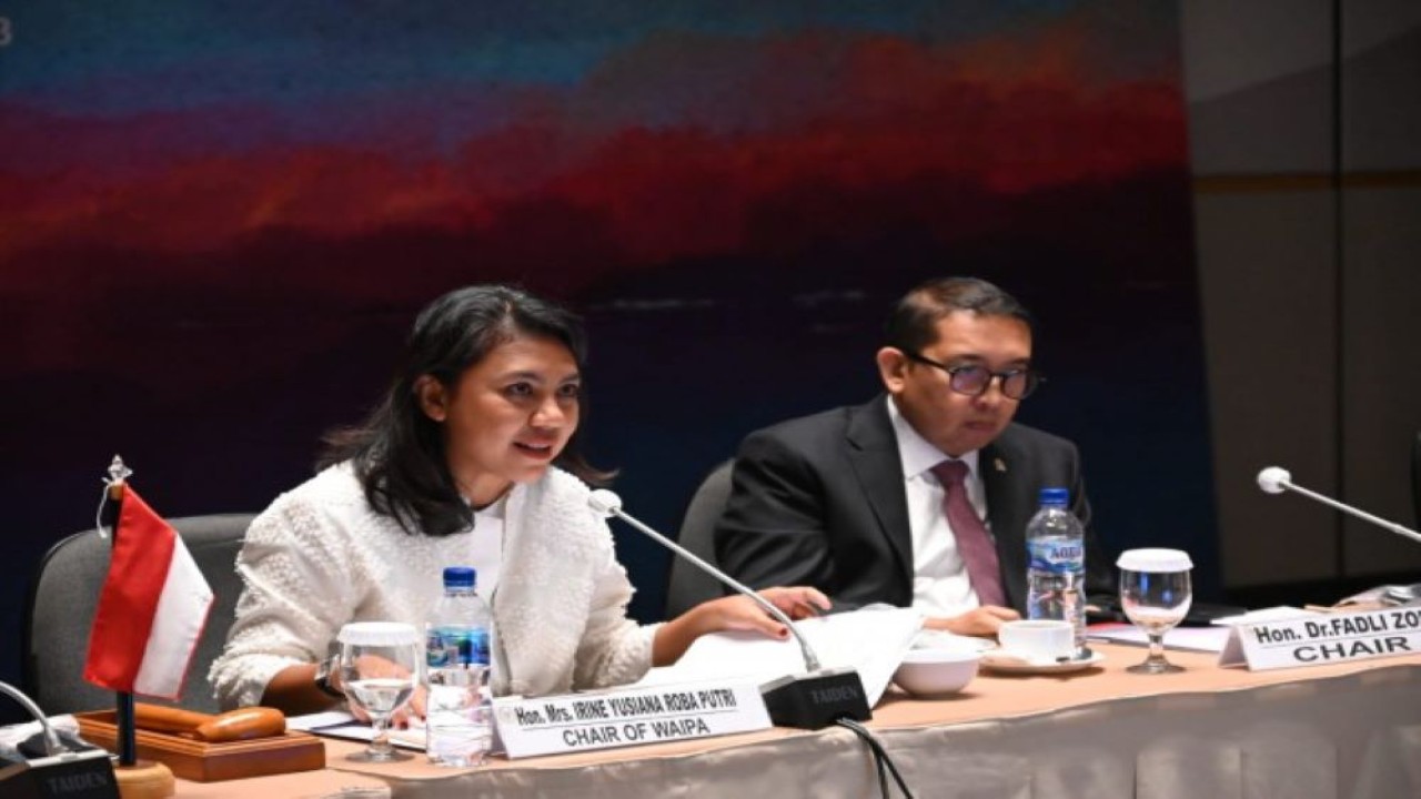 Anggota Badan Kerja Sama Antar Parlemen (BKSAP) DPR RI Irine Yusiana Roba Putri saat Sidang WAIPA di Padang, Sumatera Barat, Senin (5/6/2023). (Agung/Man)