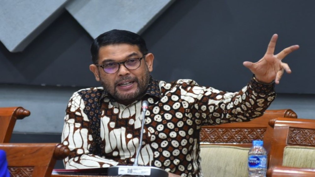 Anggota Komisi III DPR RI Muhammad Nasir Djamil di sela rapat Komisi III dengan Dirjen Imigrasi Kemenkumham di Gedung Nusantara II, Jakarta, Rabu (21/6/2023). (Eno/Man)