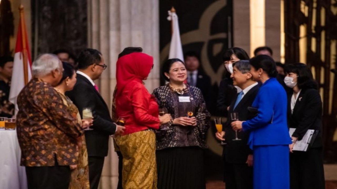 Ketua DPR RI Dr. (H.C) Puan Maharani saat bertemu dengan Kaisar Jepang Hironomiya Naruhito di Ballroom Hotel Kempinski, Senayan, Jakarta Pusat, Senin, (19/6/2023). (Ist/nr)