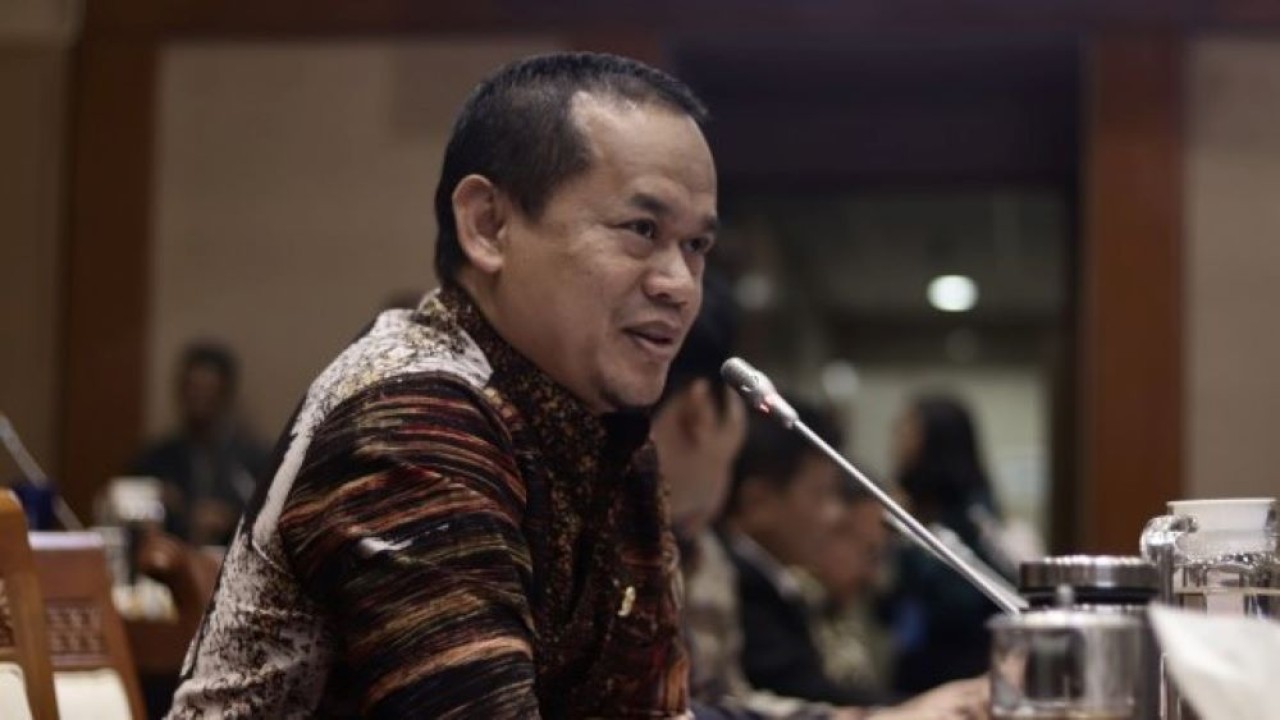 Anggota Komisi VII DPR RI Rofik Hananto. (Ist/nr)