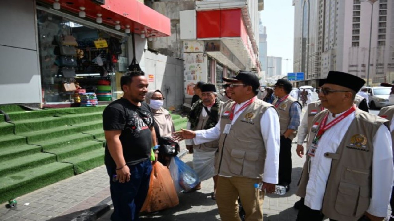 Anggota Tim Pengawas (Timwas) Haji DPR RI dari Fraksi Partai NasDem, Syarief Abdullah Alkadrie saat di Kota Mekkah, Senin  (3/7/2023) siang Waktu Arab Saudi. (Indar/Man)