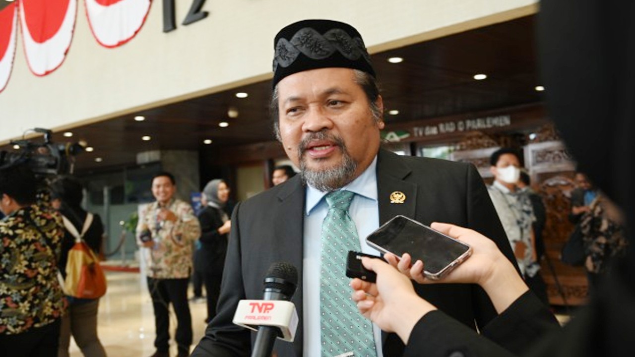 Anggota Komisi X DPR RI Nuroji jelang pembukaan Sidang Tahunan MPR, di lobi Nusantara II, Senayan, Jakarta, Rabu (16/3/2023). Foto : Gal/Man