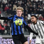 Arsip - Rasmus Hojlund (kiri) saat masih memperkuat Atalanta (Photo by Isabella BONOTTO / AFP) (AFP/ISABELLA BONOTTO)-1691728996