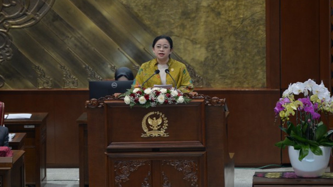 Ketua DPR RI Puan Maharani saat menyampaikan pidato terkait Laporan Kinerja DPR RI Tahun Sidang 2022-2023 di Ruang Rapat Paripurna, Gedung Nusantara II DPR RI, Senayan, Jakarta, Selasa (29/8/2023). Foto: Dep/nr