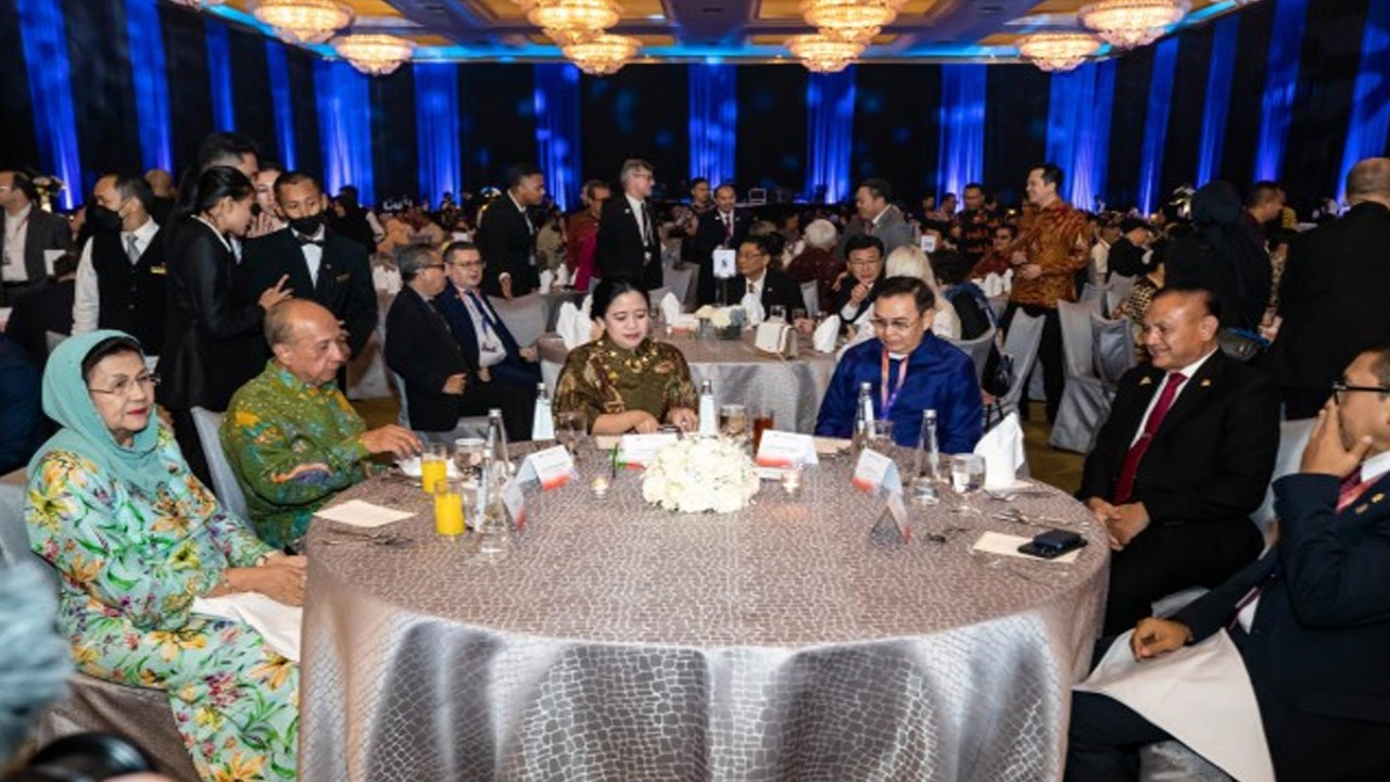 Ketua DPR RI sekaligus Presiden AIPA tahun 2023, Puan Maharani saat menghadiri Gala Dinner di Hotel Mulia, Senayan, Jakarta, Senin (7/8/2023). Foto: Ist/nr