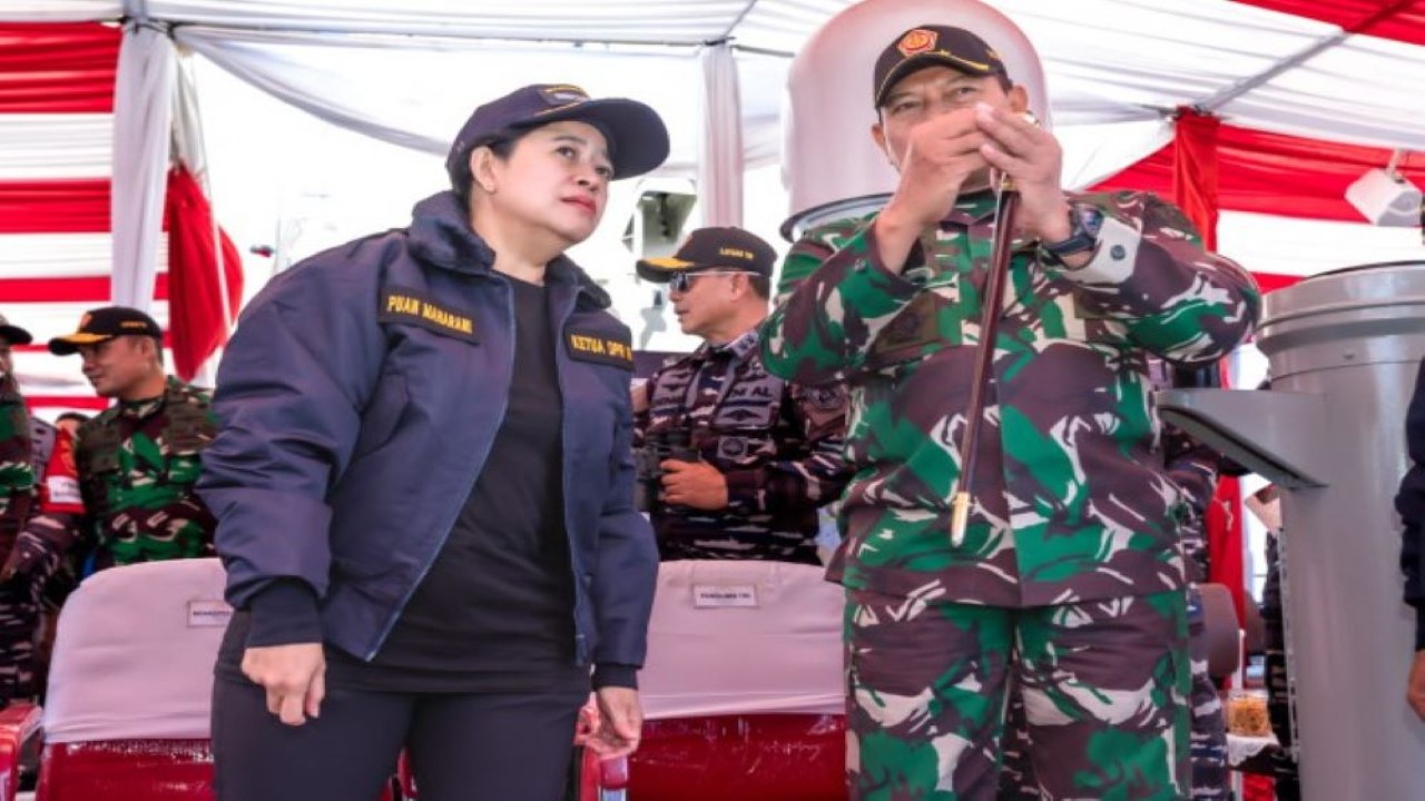 Ketua DPR RI Dr. (H.C.) Puan Maharani menyaksikan Latihan Gabungan (Latgab) TNI 2023 yang digelar dalam rangka meningkatkan kesiapsiagaan setiap Komando Gabungan Wilayah Pertahanan (Kogabwilhan) pada Senin (31/7/2023). (Ist/Man)