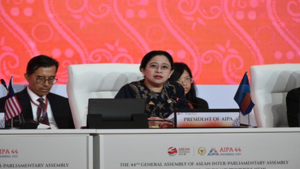 Ketua DPR RI Puan Maharani saat penutupan Sidang Umum ASEAN Inter-Parliamentary Assembly (AIPA) ke-44 yang diselenggarakan di Jakarta. (Jaka/nr)