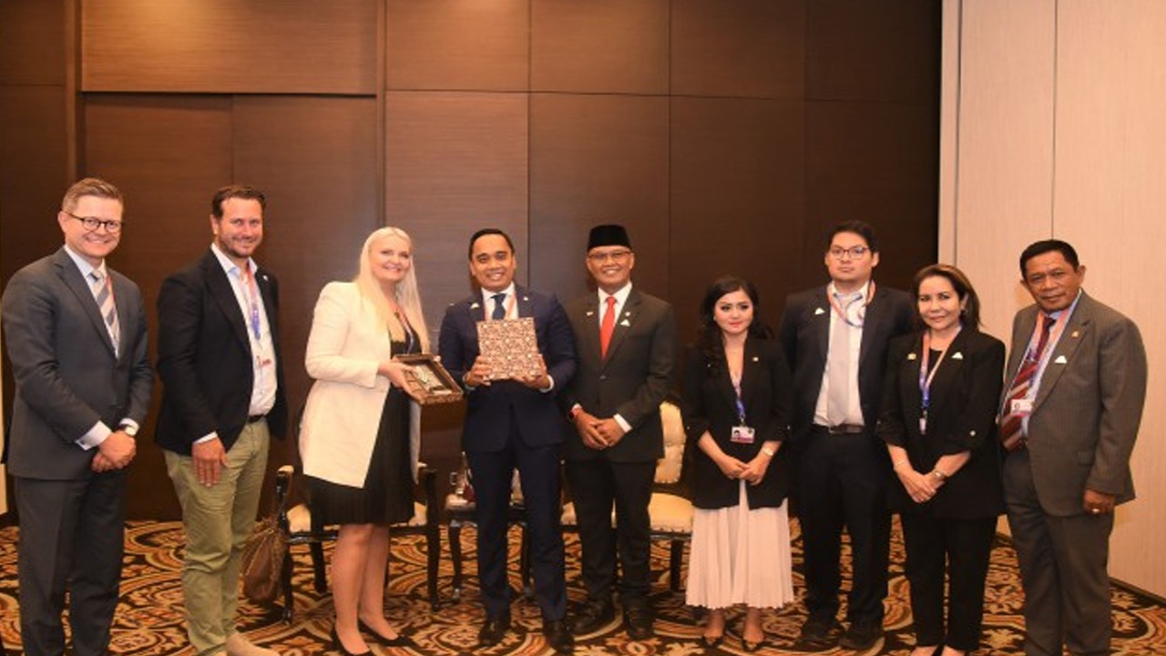 Ketua Desk Kerja Sama Regional Badan Kerja Sama Antar Parlemen (BKSAP) DPR RI, Putu Supadma Rudana usai pertemuan bilateral dengan parlemen negara observer AIPA yakni Norwegia, di Jakarta, Senin (7/8/2023). Foto : Arief/Man