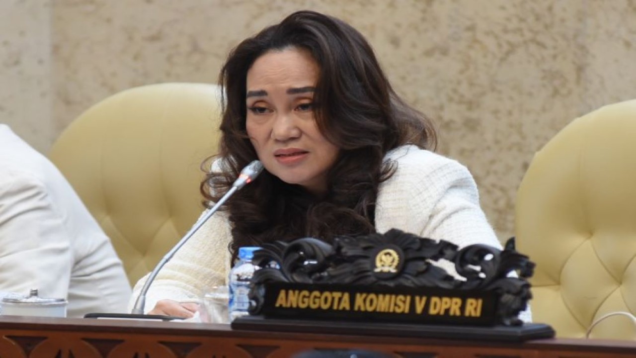 Anggota Komisi V DPR RI Cen Sui Lan. (Arief/nr)