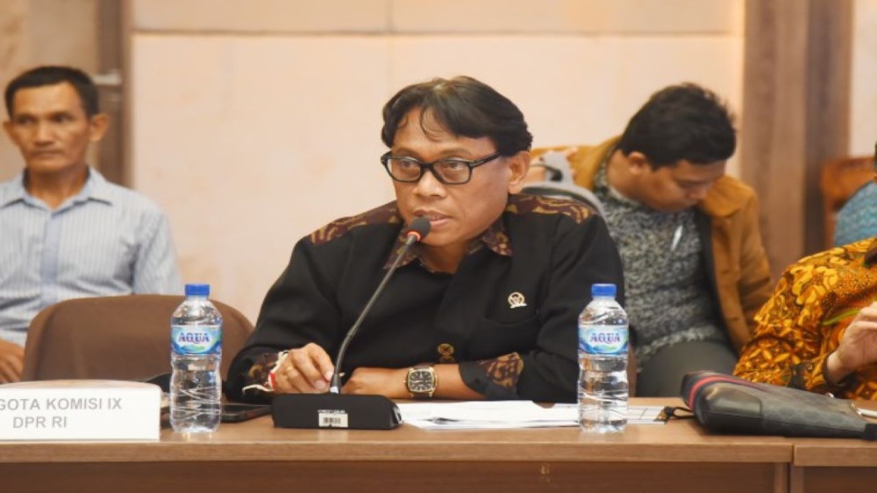 Anggota Komisi IX DPR RI I Ketut Kariyasa Adnyana saat mengikuti pertemuan Kunjungan Kerja Ke Provinsi Kepulauan Bangka Belitung, Jumat (1/9/2023). (Runi/nr)