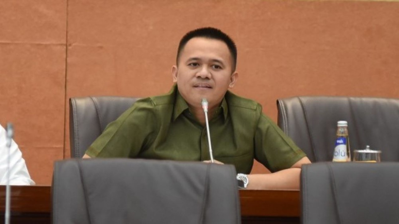 Anggota Komisi VI DPR RI Mufti Anam saat Rapat Kerja Komisi VI dengan Menteri Perdagangan Zulkifli Hasan di Gedung Nusantara I, DPR RI, Senayan, Jakarta, Senin (4/9/2023). (Dep/nr)