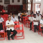 Para kepala sekolah se Kota Jayapura saat mengikuti bimtek akreditasi sekolah di Kota Jayapura, Rabu (27/9) (ANTARA/Ardiles Leloltery)-1695799549