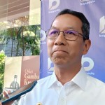 Penjabat (Pj) Gubernur Heru Budi Hartono di Balai Kota DKI, Jakarta Pusat, Senin (25/9/2023). (ANTARA/Siti Nurhaliza)-1695640930