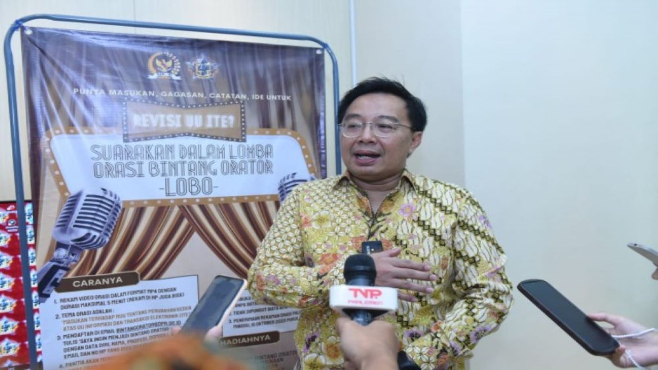 Anggota Komisi I DPR RI Bobby Adhityo Rizaldi seusai penjurian di Gedung Nusantara II, Senayan, Jakarta, Jumat (27/10/2023). (Jaka/Man)
