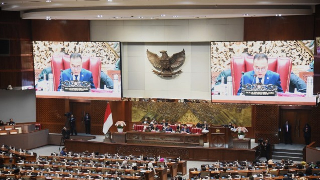 Wakil Ketua DPR RI Sufmi Dasco Ahmad ketika memimpin Rapat Paripurna DPR RI Ke-7 Masa Persidangan I Tahun Sidang 2023-2024 di Gedung Nusantara II, DPR RI, Senayan, Jakarta, Selasa (3/10/2023). (Arief/Man)