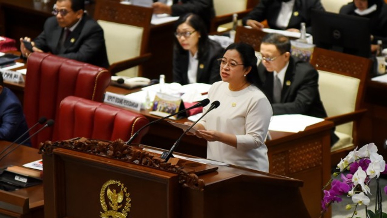 Ketua DPR RI Dr. (H.C) Puan Maharani dalam pidato Pembukaan Masa Persidangan II Tahun Sidang 2023-2024, Selasa (31/10/2023), di Gedung Nusantara II, Senayan, Jakarta. Foto : Runi/Man