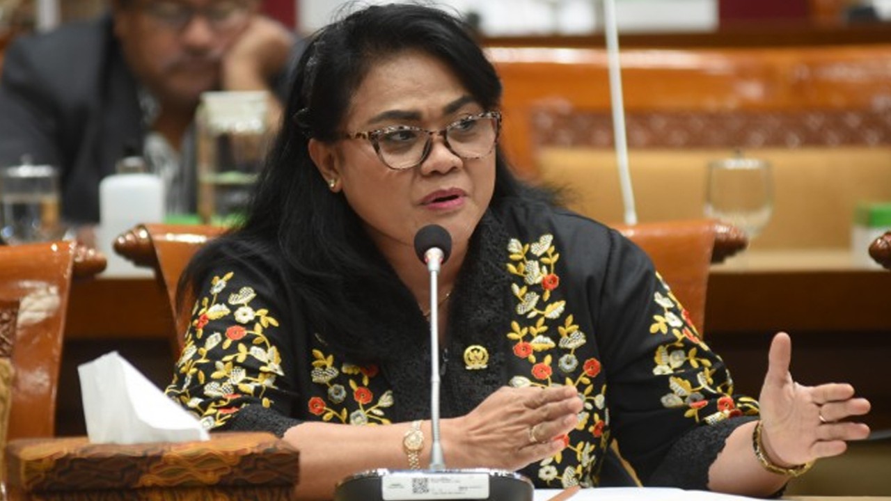 Anggota Komisi X DPR RI Anita Jacoba dalam Rapat Kerja Komisi X DPR dengan Mendikbudristek Nadiem Anwar Makarim, Gedung Nusantara I, Senayan, Jakarta, Selasa (7/11/2023). Foto : Devi/Man