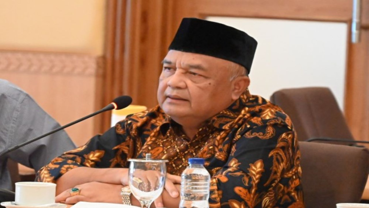 Wakil Ketua Pansus RUU Perubahan Undang-Undang (UU) Nomor 32 Tahun 2013 tentang Kelautan, Endro Hermono saat berdiskusi dengan pemda Yogyakarta dan jajarannya, Senin (20/11/2023). Foto: Ria/nr