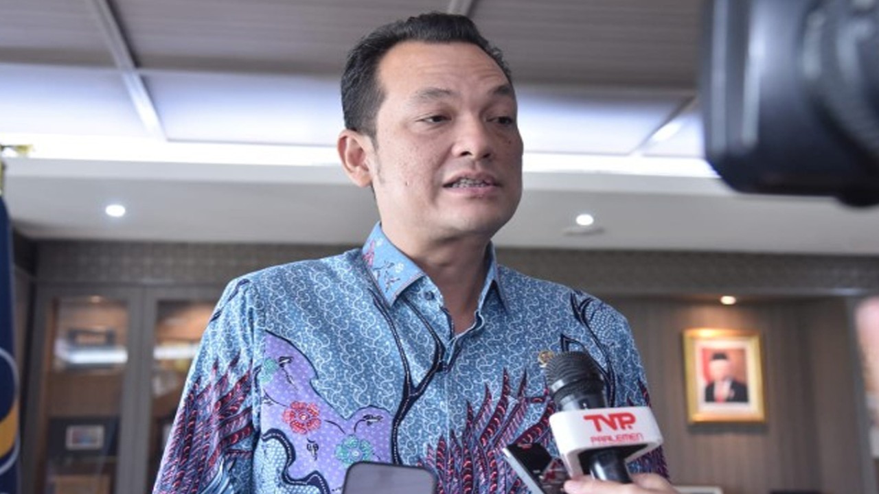 Wakil Ketua Komisi VI DPR RI Martin Manurung usai mendengar aspirasi dari masyarakat Pulau Nias, Sumatera Utara di Gedung Nusantara III, Senayan, Jakarta, Senin (13/11/2023). Foto : Azka/Man