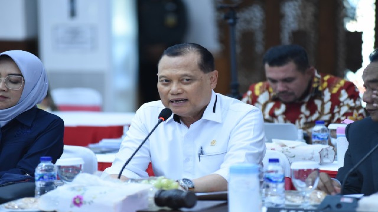 Anggota Komisi III DPR RI Adang Daradjatun saat mengikuti Tim Kunker Komisi III DPR mengunjungi Kanwil Kemenkumham Jateng di Semarang, Senin (11/12/2023). Foto : Jaka/Man