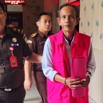 Eks Kades Batuwinangun ditetapkan tersangka kasus dugaan korupsi, Rabu. (ANTARA/Edo Purmana/23)-1702465809