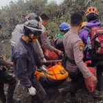 Evakuasi korban Gunung Marapi-1701906801