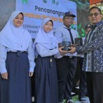 Pemkot Tangerang canangkan gerakan pelajar berkebun di sekolah-1703061952