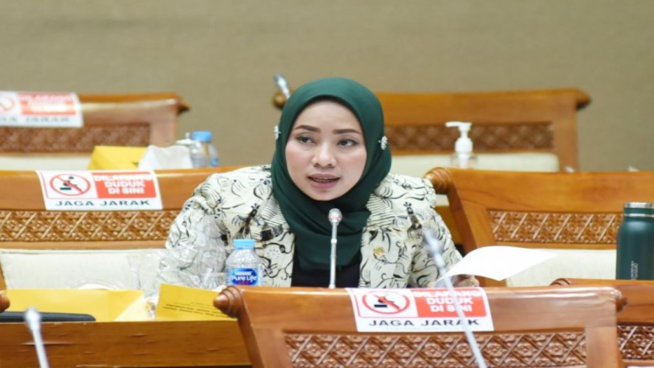 Anggota Komisi VII DPR RI Ratna Juwita. Foto : Dok/Man